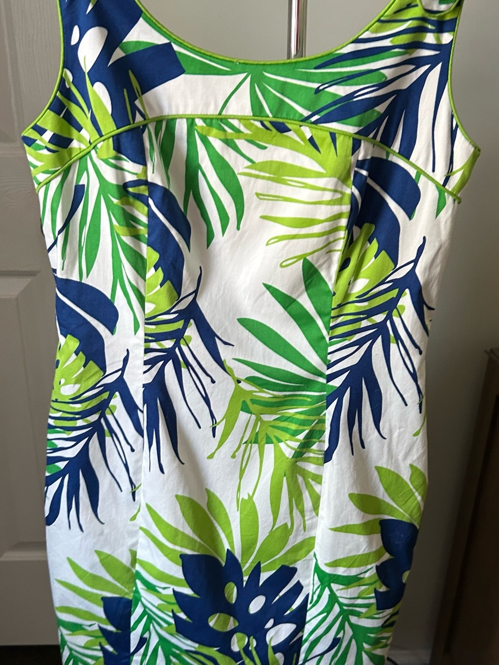 London Times White Tropical Leaf Print Sleeveless Dress with Green & Blue